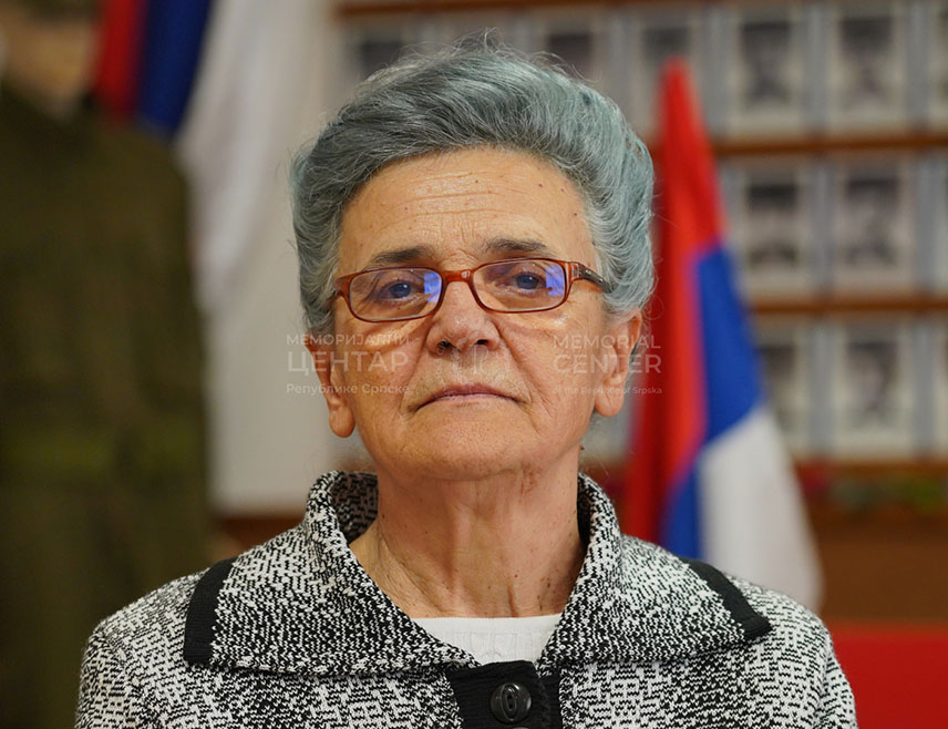 БАЊАЛУКА, 17. ЈАНУАРА /СРНА/ - Меморијални центар Републике Српске забиљежио је потресно свједочанство Анице Видић из Брода, чији је син Паво Видић /1971/ погинуо као припадник Војске Републике Српске 1992. године.