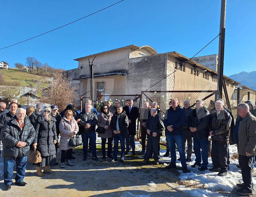 The "Silos" camp in Tarčin, which was run by the so-called Army of BiH, was and remains a symbol of the suffering of the Serbian people during the past war. Testimonies of former detainees confirm that, in terms of brutality and torture, it resembled the notorious Nazi camp from World War II - Auschwitz.