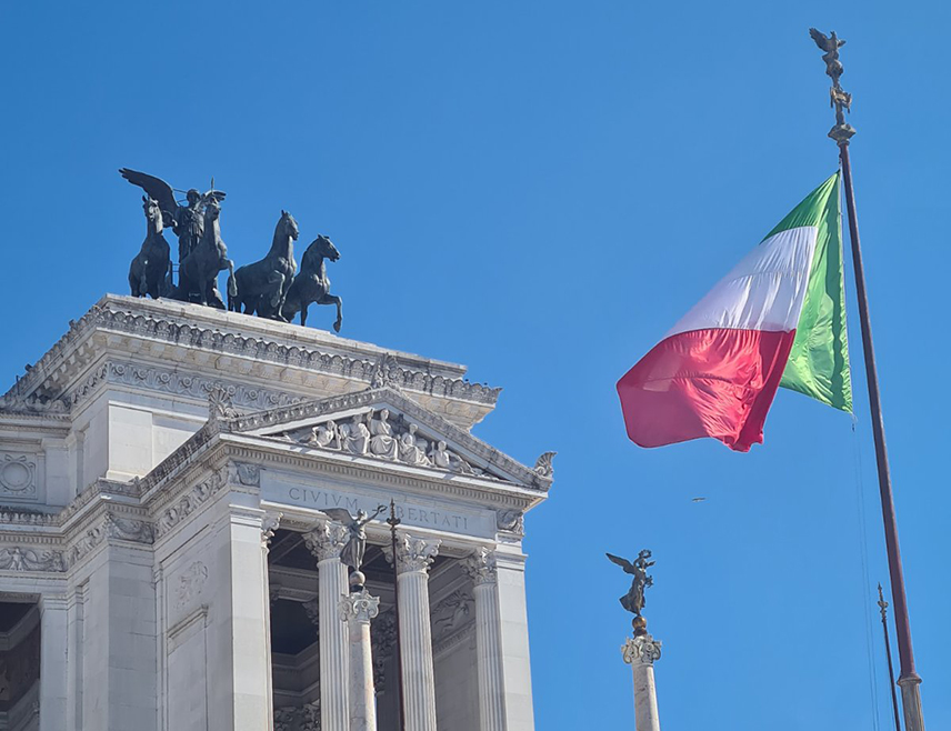 РИМ, 21. ЈАНУАРА /СРНА-Ројтерс/ - Рим се неће придружити иницијативи предсједника САД Доналда Трампа за оснивање Одбора за мир у Гази, усљед забринутости да би се придруживањем групи коју води предсједник једне државе прекршио Устав Италије, јавио је лист "Коријере дела сера".