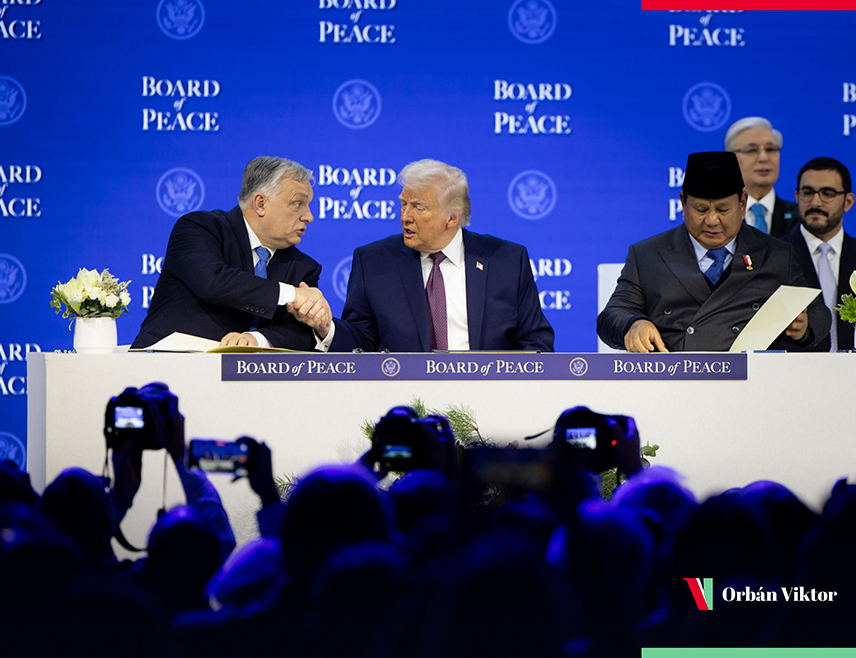 ДАВОС, 22. ЈАНУАРА /СРНА/ - Мађарска је један од оснивача Одбора за мир у Гази, чији је рад покренуо предсједник САД Доналд Трамп, и придружила се тој иницијативи јер јој је мир потребан за наставак раста и развоја, истакао је мађарски премијер Виктор Орбан.