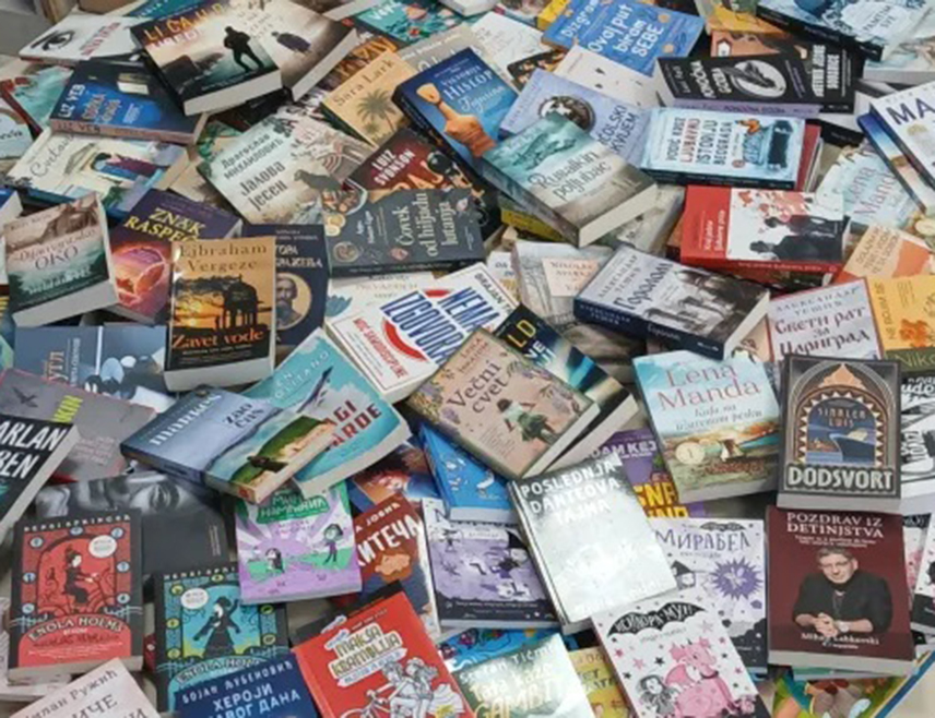 ТРЕБИЊЕ, 23. ЈАНУАРА /СРНА/ - Народна библиотека у Tребињу планира у овој години да настави са дигитализацијом грађе, као и издаваштво, а у припреми су и властита издања, изјавила је Срни директор ове установе Милосава Супић Вуковић.