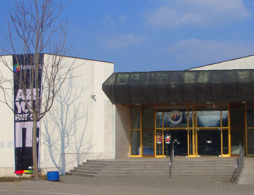 БАЊАЛУКА, 26. ЈАНУАРА /СРНА/ - Светосавска награда биће додијељена за девет васпитно-образовних радника из предшколских установа, основних и средњих школа Републике Српске, а свечана манифестација "Наши учитељи" предвиђена је данас у Дјечијем позоришту Републике Српске у Бањалуци.