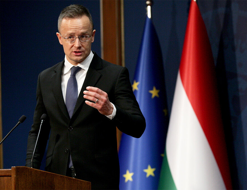 БУДИМПЕШТА, 27. ЈАНУАРА /СРНА - РИА Новости/ - Мађарска ће поднијети тужбу против забране увоза руског гаса ако влада премијера Виктора Орбана остане на власти након парламентарних избора у априлу, изјавио је мађарски министар спољних послова Петер Сијарто.