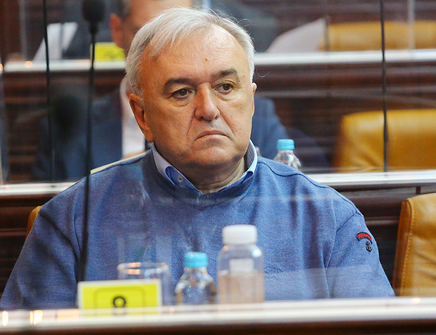 BANJA LUKA, JANUARY 30 /SRNA/ - Marinko Umičević, director of the well-known Banja Luka-based footwear factory Bema, emphasized that border blockades of cargo traffic with the EU must be lifted immediately, as businesses in Republika Srpska, BiH, and beyond are suffering significant losses.