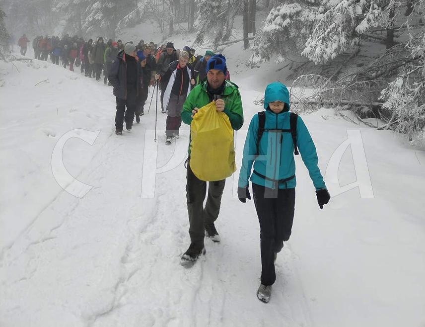ВЛАСЕНИЦА, 1. ФЕБРУАРА /СРНА/ - Традиционална спортско–туристичка манифестација "Поход у Пјеновац" окупила је данас више од 1.000 планинара из око 50 друштава из Републике Српске и региона.