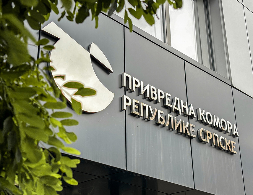 БАЊАЛУКА, 3. ФЕБРУАРА /СРНА/ - Привредна комора Републике Српске увела је нову услугу под називом "Партнер за зелену транзицију" чији је циљ усмјеравање предузећа ка енергетски ефикаснијем, еколошки прихватљивијем и тржишно конкурентнијем пословању, уз примјену дигиталних рјешења и зелених пословних процеса.