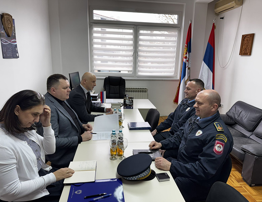 БАЊАЛУКА, 3. ФЕБРУАРА /СРНА/ - Министар унутрашњих послова Републике Српске Жељко Будимир рекао је да је неопходно предузети све потребне мјере и радње да би изборни дан протекао мирно и да полицијски службеници неће дозволити било каква нарушавања јавног реда и мира у овом периоду.