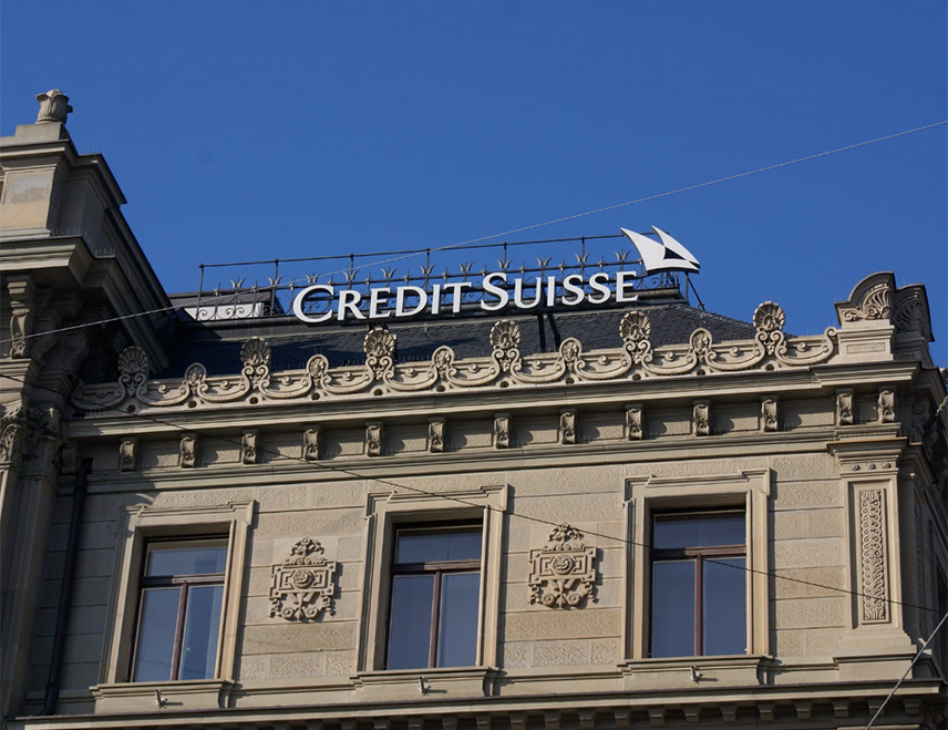 ВАШИНГТОН, 3. ФЕБРУАРА /СРНА/ - Нова истрага швајцарске банке "Креди Свис" открила је 890 раније неоткривених рачуна повезаних са нацистима, рекао је амерички сенатор  Чак Грасли.