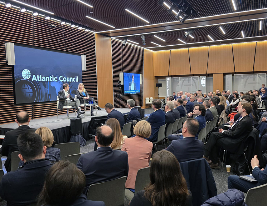 ВАШИНГТОН, 5. ФЕБРУАРА /СРНА/ - Српски члан Предсједништва БиХ Жељка Цвијановић рекла је да је у Вашингтону учествовала на "Balkans Forward Summit" који је организовао Атлантски савјет и захвалила организаторима за прилику да представи ставове Републике Српске.