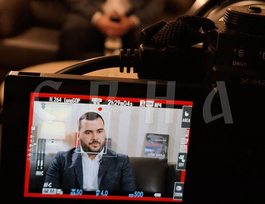 БАЊАЛУКА, 7. ФЕБРУАРА /СРНА/ - Одборник СНСД-а у Скупштини града Бањалука Богољуб Зељковић рекао је за Срну да су потребна већа улагања у спорт, наводећи примјер Фудбалског клуба "Борац" из Бањалуке који је захваљујући подршци институција остварио највећи успјех прошле године и то у европским такмичењима.