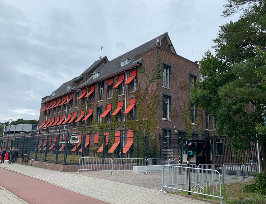 ХАГ, 9. ФЕБРУАРА /СРНА/ - Изношење завршних ријечи у процесу против вођа терористичке ОВК Хашима Тачија, Кадрија Весељија, Реџепа Сељимија и Јакупа Краснићија почеће данас пред Специјалним судом за злочине на Косову и Метохији.