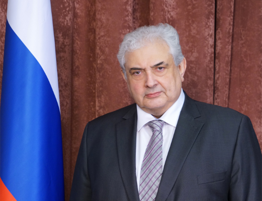 БЕРЛИН, 9. ФЕБРУАРА /СРНА/ - Европа нема ништа конструктивно да допринесе преговарачком процесу о Украјини, тако да нема разлога да буде укључена, изјавио је руски амбасадор у Њемачкој Сергеј Нечајев.