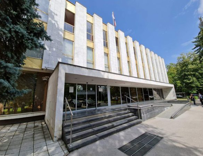 БАЊАЛУКА, 10. ФЕБРУАРА /СРНА/ - Колегијум Народне скупштине Републике Српске одржаће данас сједницу на којој би требало да утврди приједлог дневног реда и термин одржавања 31. посебне сједнице парламента Српске.