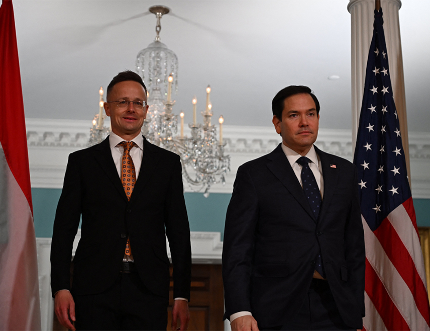 БУДИМПЕШТА, 10. ФЕБРУАРА /СРНА/ - Амерички државни секретар Марко Рубио допутоваће у званичну посјету Мађарској у понедјељак, 16. фебруара, најавио је мађарски министар спољних послова Петер Сијарто.