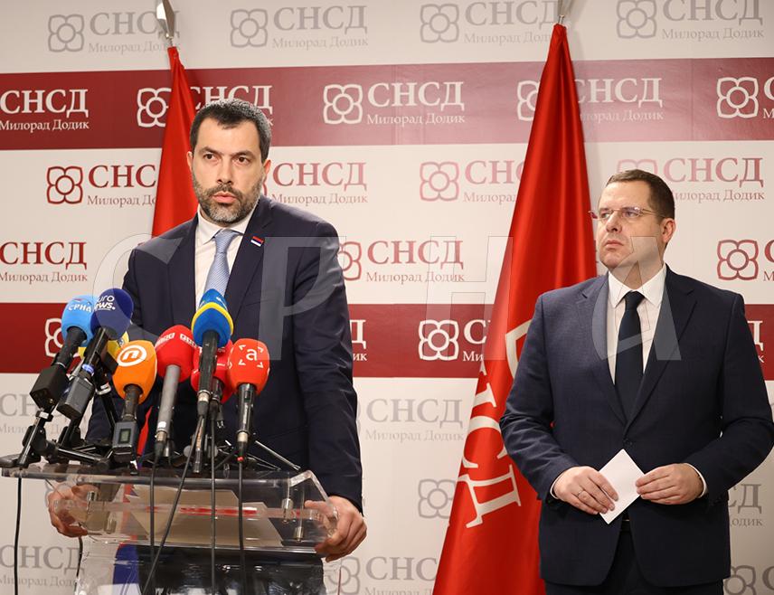 БАЊАЛУКА, 11. ФЕБРУАРА /СРНА/ - Организациони секретар СНСД-а Игор Додик рекао је да је поносан на резултате пријевремених избора за предсједника Републике Српске, истакавши да је протеклог викенда показана снага СНСД-а и лидера Милорада Додика.