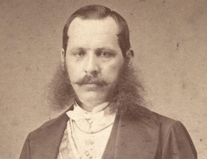 БИЈЕЉИНА, 12. ФЕБРУАРА /СРНА/ - Српски државник и историчар Јован Ристић, вођа Либералне странке, један од најзначајнијих српских дипломата 19. вијека, члан Друштва српске словесности и потом Српске краљевске академије, рођен је 13. фебруара 1831. године.