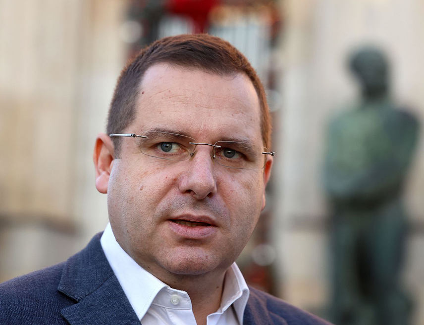 SARAJEVO, FEBRUARY 12 /SRNA/ – The victory of SNSD presidential candidate, Siniša Karan, in the snap elections in Republika, with more than 70 percent of the vote, clearly shows that the Srpska citizens recognized an attack on the Republic, said the party’s spokesperson Radovan Kovačević.