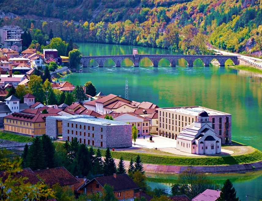 БАЊАЛУКА, 13. ФЕБРУАРА /СРНА/ – Прослава Дана државности Републике Српске и Дана државности Србије, Сретења, биће настављена сутра у Вишеграду.