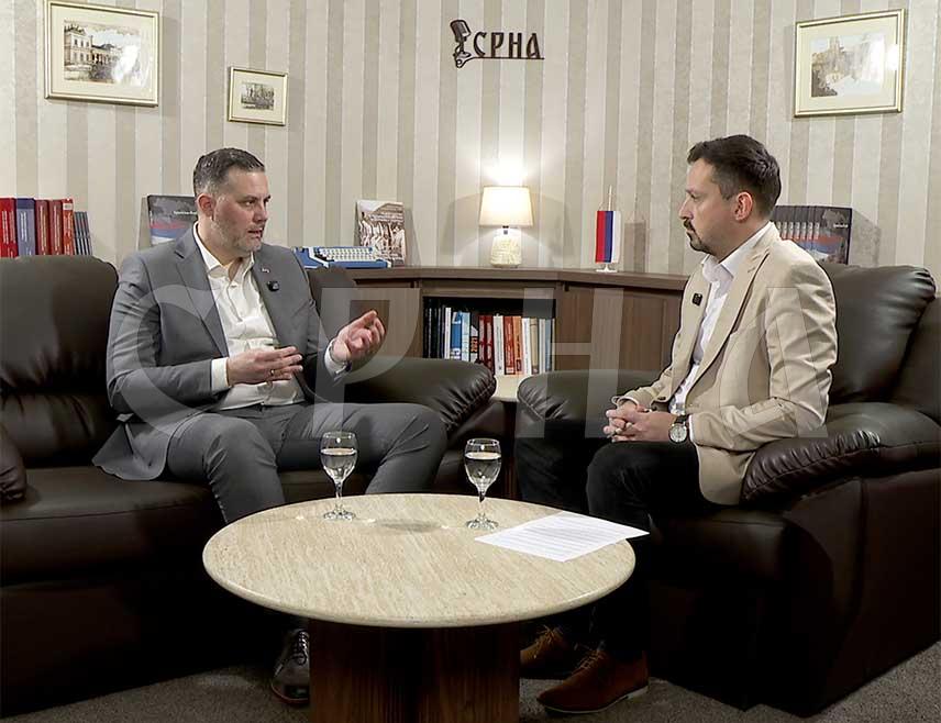 БАЊАЛУКА, 13. ФЕБРУАРА /СРНА/ – Министар за просторно уређење, грађевинарство и екологију Републике Српске Бојан Випотник изјавио је Срни да су Република Српска и БиХ на добром путу да спријече Хрватску у намјери да одлаже нуклеарни отпад на Трговској гори, истичући да је за мај у Женеви заказано сучељавање страна пред ЕСПО конвенцијом.