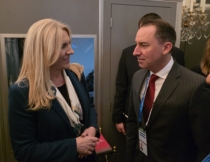 MUNICH, FEBRUARY 13 /SRNA/ – The Serb member of the Presidency of BiH Željka Cvijanović, stated that she had a constructive discussion in Munich with the Executive Director of the National Energy Dominance Council at the White House, Jarred Agen.