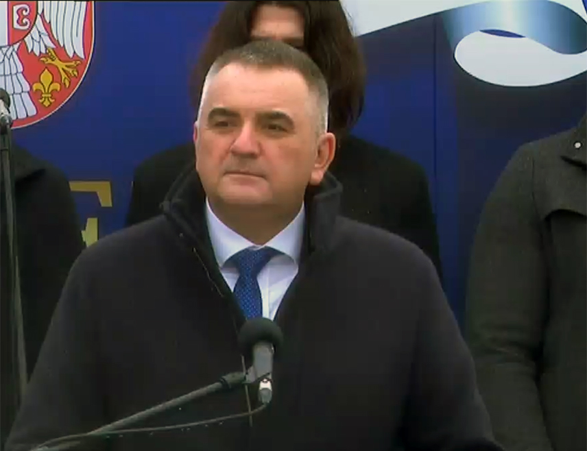 ARANĐELOVAC, FEBRUARY 15 /SRNA/ – Republika Srpska Prime Minister Savo Minić has said today in Orašac that the Serbian people are free and can defend themselves from all hardships only through unity and solidarity.