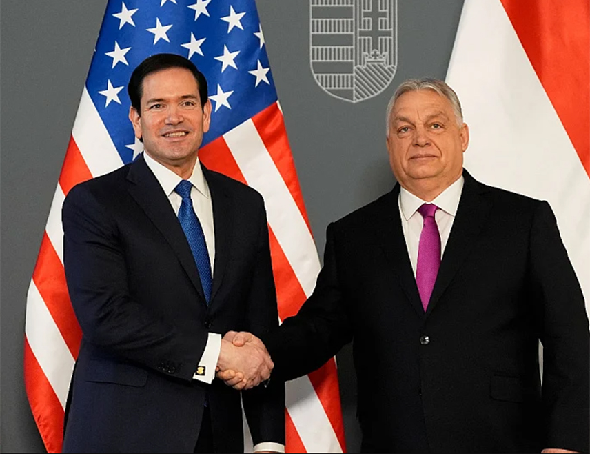 БУДИМПЕШТА, 17. ФЕБРУАРА /СРНА/ - Мађарска помаже Сједињеним Државама да боље разумију ситуацију у централној Европи и украјински сукоб како би олакшала мирно рјешење, изјавио је мађарски премијер Виктор Орбан, коментаришући посјету америчког државног секретара Марка Рубија Будимпешти.