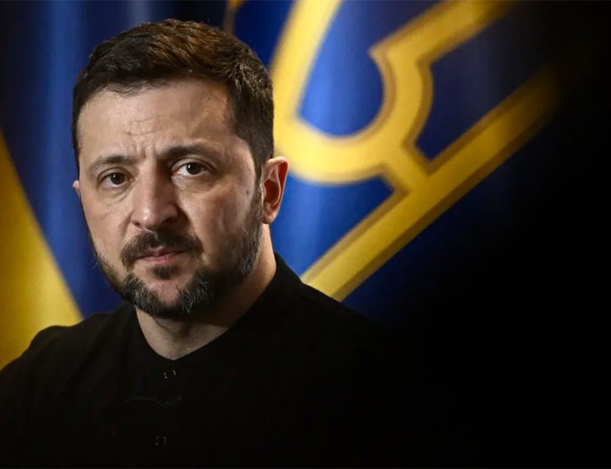 КИЈЕВ, 17. ФЕБРУАРА /СРНА/ - Украјински предсједник Владимир Зеленски рекао је да ће Украјинци одбацити потенцијални мировни споразум ако он укључује једнострано повлачење украјинских трупа из Донбаса.