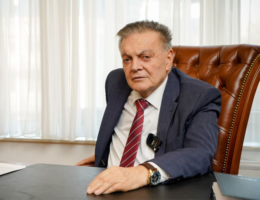 БЕОГРАД, 18. ФЕБРУАРА /СРНА/ - Академик Милован М. Бојић добитник је Повеље београдског Српског културног и просвјетног друштва "Просвјета" за 2025. годину, саопштио је предсједник Управног одбора друштва Милимир Мучибабић.