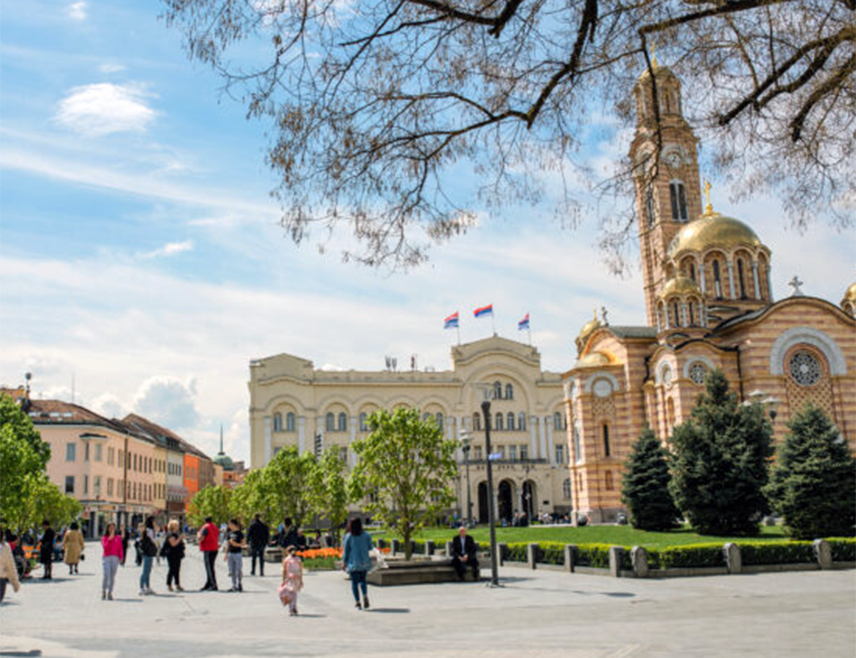 BANJA LUKA, FEBRUARY 19 /SRNA/ – SNSD Leader, Milorad Dodik, emphasized that failed politicians from Sarajevo are not welcome if their intention is to transfer unrest from the streets of Sarajevo to the streets of Banja Luka.