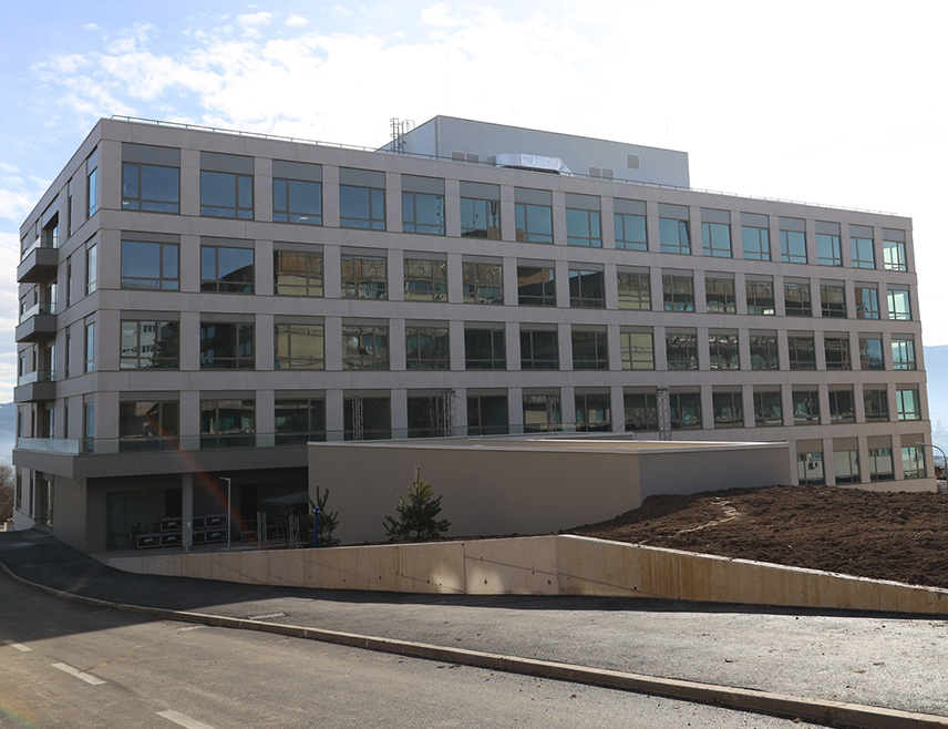 БАЊАЛУКА, 28. ФЕБРУАРА /СРНА/ – Помоћник министра здравља и социјалне заштите Републике Српске Милан Латиновић изјавио је у подкасту Срне да су унапређење онколошког лијечења, јачање превентивних активности и системско улагање у сестринство међу кључним приоритетима развоја здравственог система Српске.