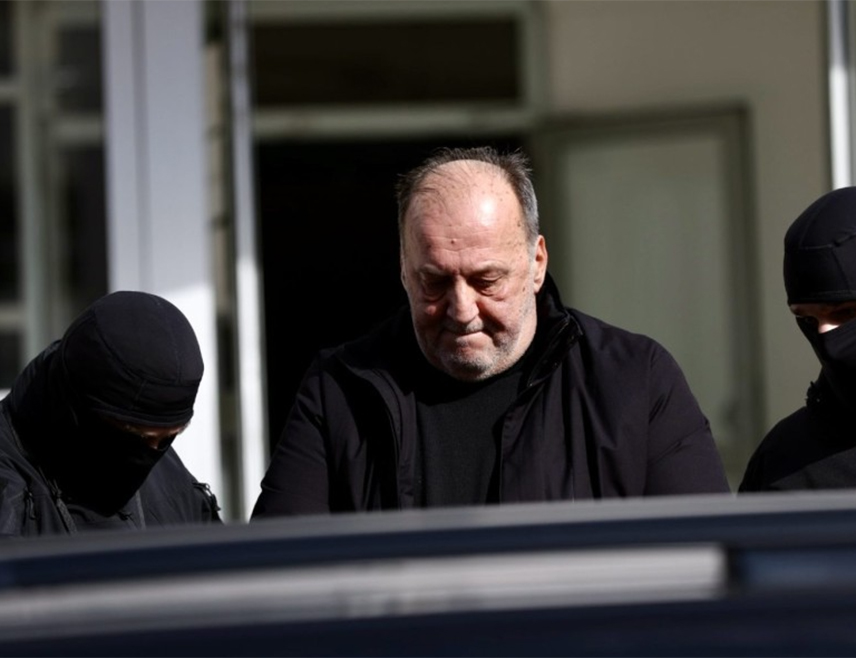 ПОДГОРИЦА, 26. ФЕБРУАРА /СРНА/ - Виши суд у Подгорици је одбио да пусти на слободу бившег директора Управе за имовину Блажу Шарановића, службеника Управе Бранка Даниловића и грађевинског предузетника Душка-Крцуна Радуновића.