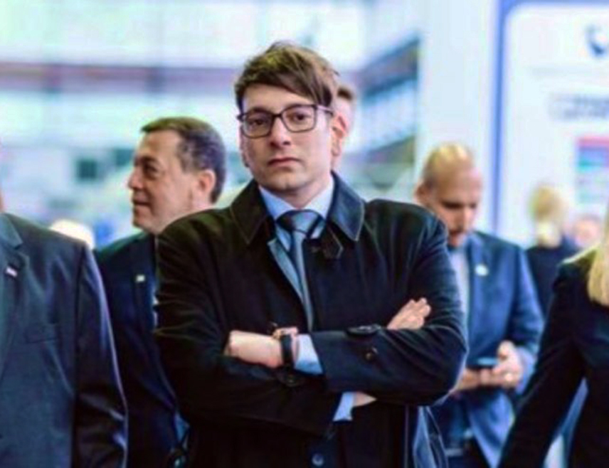 МОСТАР, 26. ФЕБРУАРА /СРНА/ - Предсједник групе "М.Т. Абрахам" Амир Грос Кабири захвалио је предсједнику СНСД-а Милораду Додику за подршку и поручио да Израел стоји уз своје доказане пријатеље.