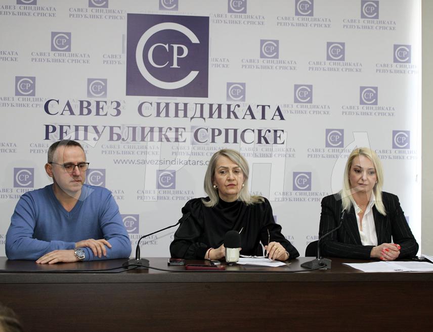 БАЊАЛУКА, 26. ФЕБРУАРА /СРНА/ - Синдикат грађевинарства и стамбено-комуналних дјелатности Републике Српске затражио је хитну ванредну инспекцијску контролу свих градилишта у Српској и комплетну ревизију аката о процјени ризика на радном мјесту.