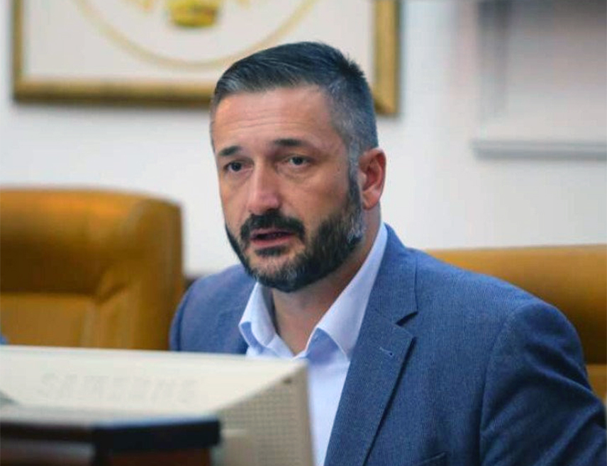 БАЊАЛУКА, 26. ФЕБРУАРА /СРНА/ - Наставак редовне сједнице Скупштине града Бањалука заказан је понедјељак, 2. марта, након што је два пута овде седмице прекинута, рекао је Срни предсједник Скупштине Љубо Нинковић.