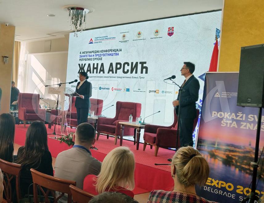 БАЊАЛУКА, 1. МАРТА /СРНА/ - Републила Српска има најповољнији порески систем у региону, а домаћи предузетници очекују још већу подршку институција када је ријеч о подстицајима, реализацији пројеката, али и бржем рјешавању свих других питања, рекла је Срни предсједник Подручне коморе самосталних предузетника Бањалука Жана Арсић.