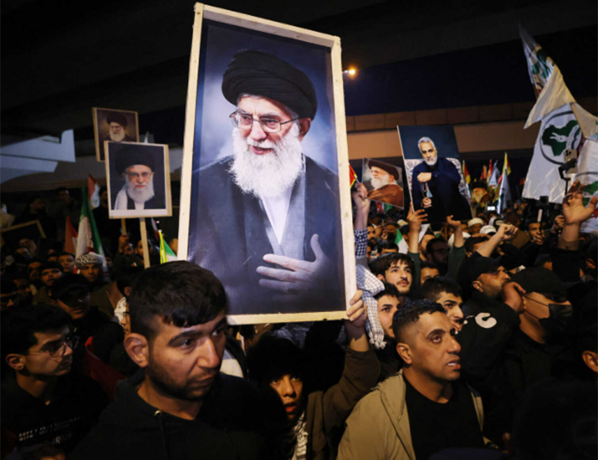 ТЕХЕРАН, 1. МАРТА /СРНА/ - Иран је прогласио тродневну жалост након смрти врховног вође ајатолаха Алија Хаменеија, рекао је портпарол Владе Басем ел Авади.