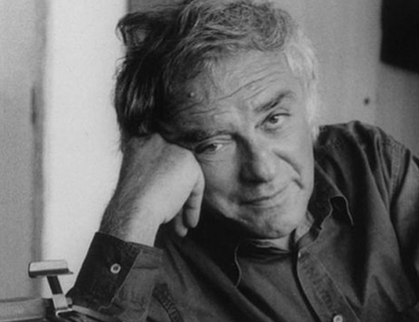 БИЈЕЉИНА, 2. МАРТА /СРНА/ - Српски књижевник, сликар и новинар Момчило Момо Капор /1937-2010/ умро је 3. марта 2010. године.