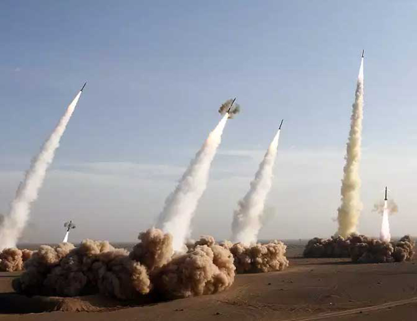 ТЕХЕРАН, 3. МАРТА /СРНА - РИА Новости/ - Иранска војска поново је лансирала ракете, јавила је иранска државна телевизија Ириб.