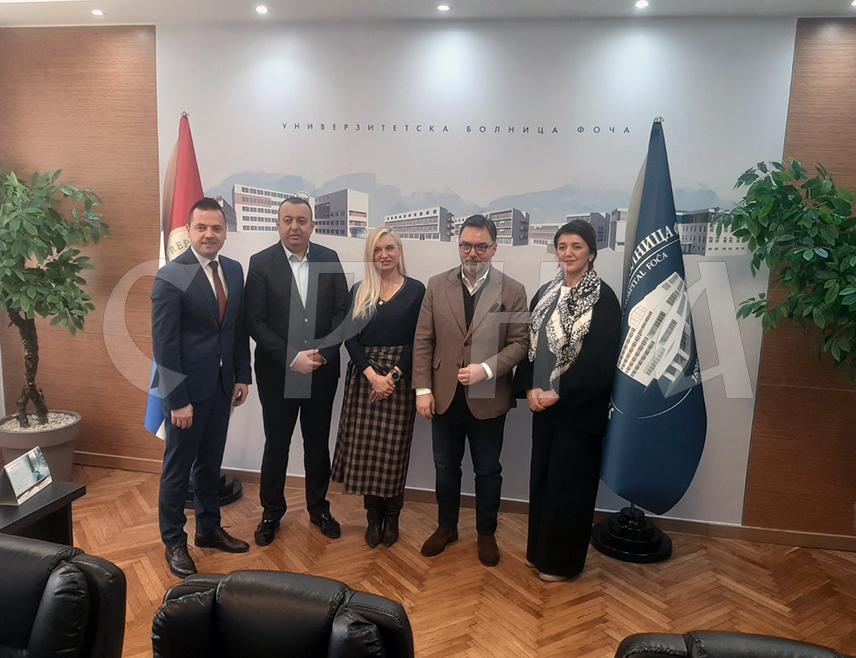 ФОЧА, 3. МАРТА /СРНА/ - Универзитетска болница Фоча инсталираће четири соларна панела капацитета 380 киловат-часова електричне енергије, а средства ће обезбиједити у сарадњи са Министарством спољних послова и економских односа у Савјету министара.