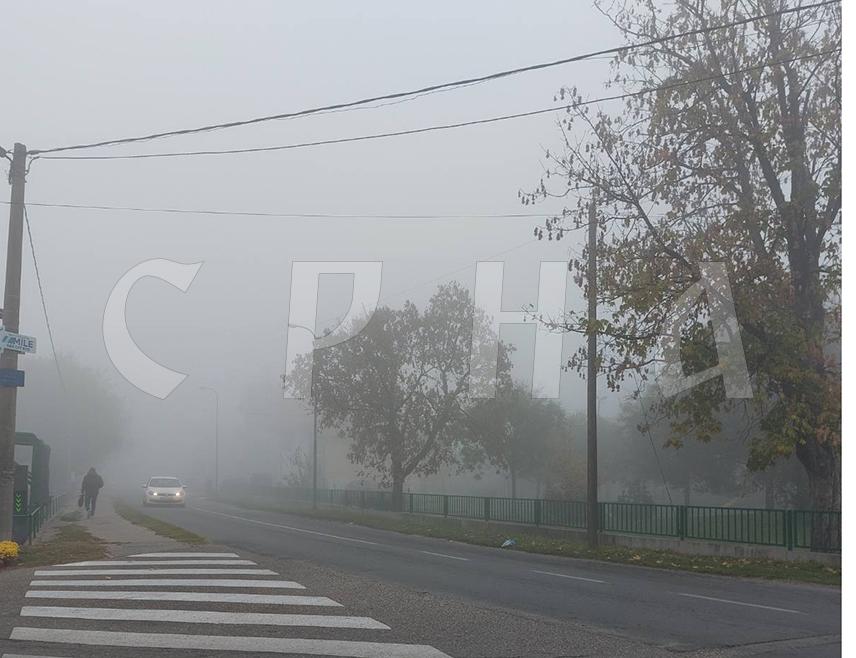 БАЊАЛУКА, 4. МАРТА /СРНА/ - Саобраћај се у Републици Српској и Федерацији БиХ /ФБиХ/ одвија по претежно сувим коловозима, а магла мјестимично смањује видљивост на дионицама уз ријечне токове и у котлинама, саопштио је Ауто-мото савез /АМС/ Републике Српске.