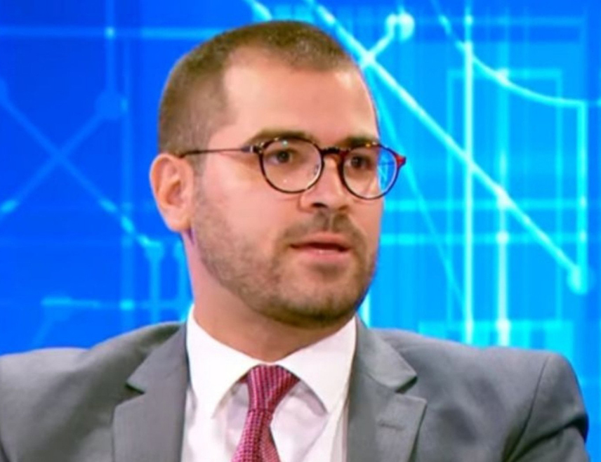 БЕОГРАД, 5. МАРТА /СРНА/ - Политиколог специјализован за питања религијског екстремизма Милан Вукелић оцијенио је за Срну да је преливање блискоисточног сукоба на Европу реална могућност, те указао да, због опасности од тероризма, безбједносне структуре европских земаља, па између осталог и Балкана, у наредном периоду морају бити у стању пуне приправности.