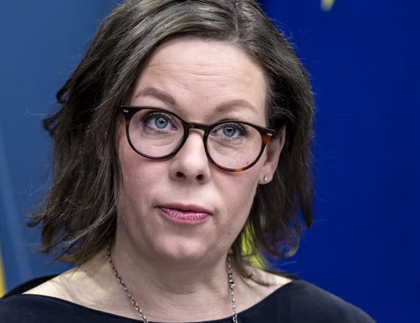 СТОКХОЛМ, 5. МАРТА /СРНА/ - Шведски министар спољних послова Марија Малмер Стенергард упозорила је на могућност терористичких дјела у Шведској у околностима сукоба на Блиском истоку.