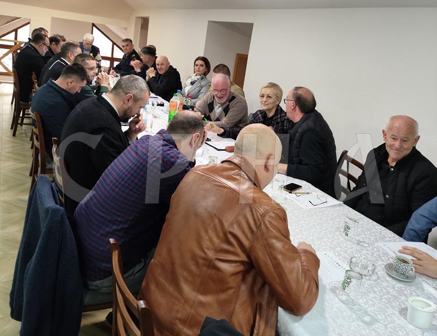 БРАТУНАЦ, 5. МАРТА /СРНА/ - У Братунцу ће 4. јула бити служен помен и одата почаст за 3.267 погинулих српских цивила и војника из регије Бирач, закључено је данас на првом овогодишњем састанку Организационог одбора за обиљежавање сјећања на страдање Срба из средњег Подриња.