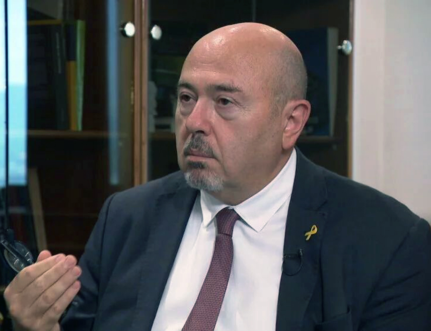 САРАЈЕВО, 6. МАРТА /СРНА/ - Израелски амбасадор у Хрватској Гари Корен позвао је хрватске власти да прекину дипломатске односе са Техераном и спроведу безбједносну провјеру особља иранске Амбасаде у Загребу јер би међу њима могло бити "шпијуна" Револуционарне гарде, која се у ЕУ сматра терористичком организацијом.