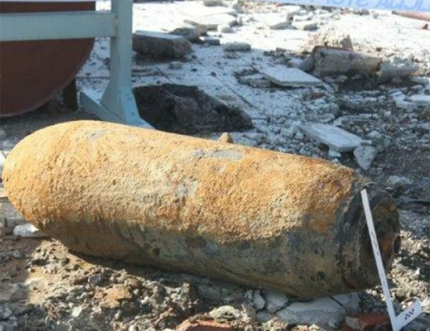 ЗАГРЕБ, 7. МАРТА /СРНА/ - У Истри је данас измјештена авионска бомба заостала из Другог свјетског рата која је пронађена током грађевинских радова у средишту Пазина.