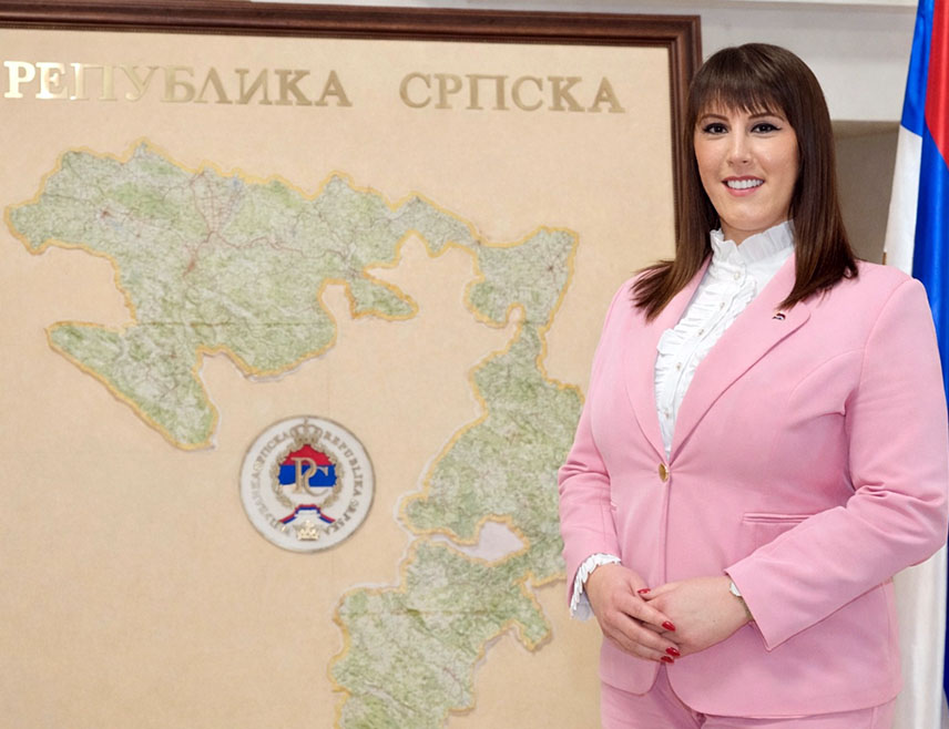 БАЊАЛУКА, 8. МАРТА /СРНА/ - Вршилац дужности директора Центра за једнакост и равноправност полова Владе Републике Српске Маја Векић рекла је Срни да положај жена у друштву није само питање жена, већ општег друштвеног напретка и просперитета.