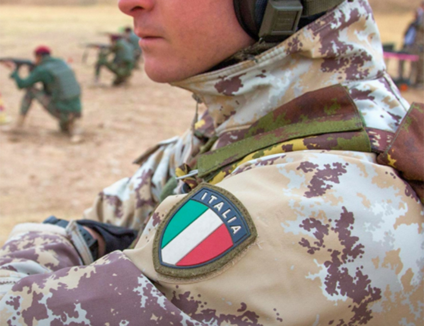 РИМ, 12.МАРТА /СРНА-Ројтерс/ - Италијанску војну базу у ирачком Курдистану погодио је пројектил, али није било повријеђених, саопштено је из Министарства одбране Италије.