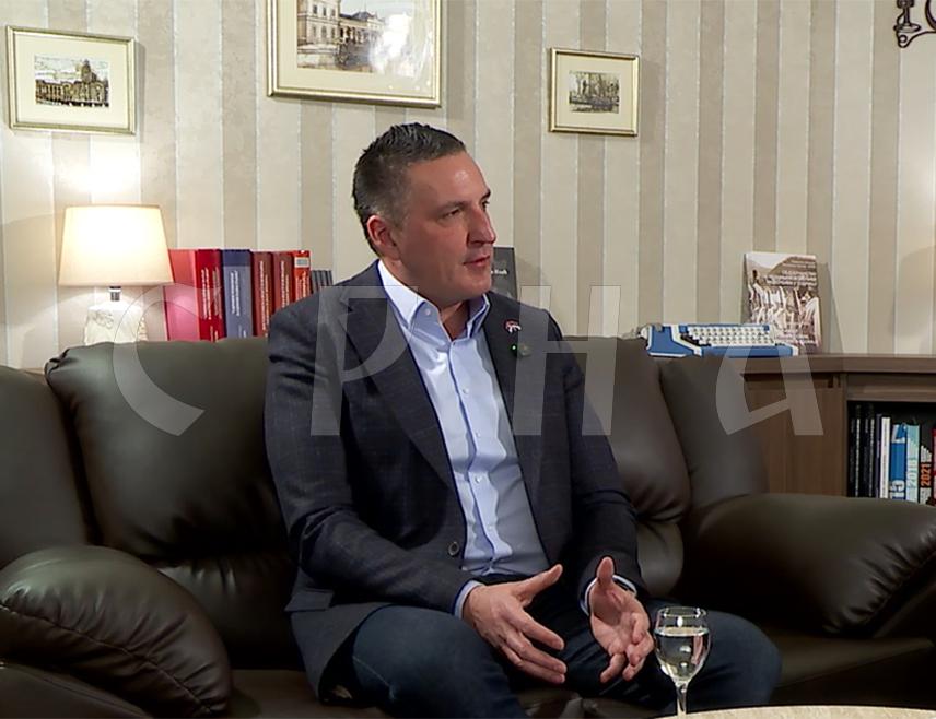 БАЊАЛУКА, 14. МАРТА /СРНА/ - Предсједник Надзорног одбора Олимпијског центра  "Јахорина" Недељко Елек рекао је за Срну да ова планина нуди најниже цијене у региону и да има најбољи однос цијене и квалитета.