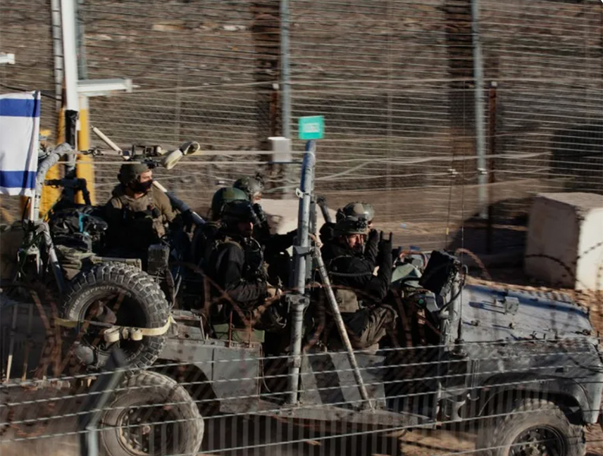 ТЕЛ АВИВ, 13. МАРТA /СРНА - РИА Новости/ - Начелник Генералштаба Одбрамбених снага Израела /ИДФ/ Ејал Замир наредио је слање додатних трупа на сјеверни фронт, како би се повећала спремност на различите сценарије, саопштено је из ИДФ-а.