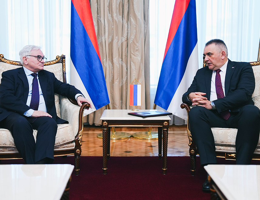 BANJA LUKA, MARCH 16 /SRNA/ - The Prime Minister of Republika Srpska Savo Minić reiterated today during a meeting with the Ambassador of Germany Alfred Grannas the absolute commitment of Republika Srpska to the provisions of the Dayton Peace Agreement.